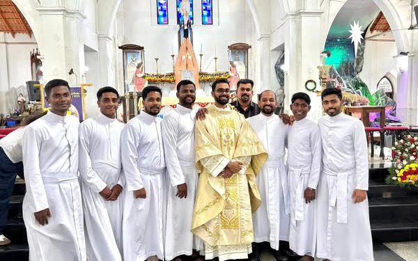 Vinal Antony, escolapio ordenado sacerdote