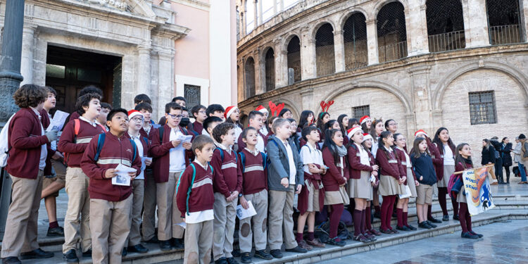Más de mil alumnos de colegios públicos y concertados cantarán villancicos, este viernes, por las calles del centro histórico de Valencia