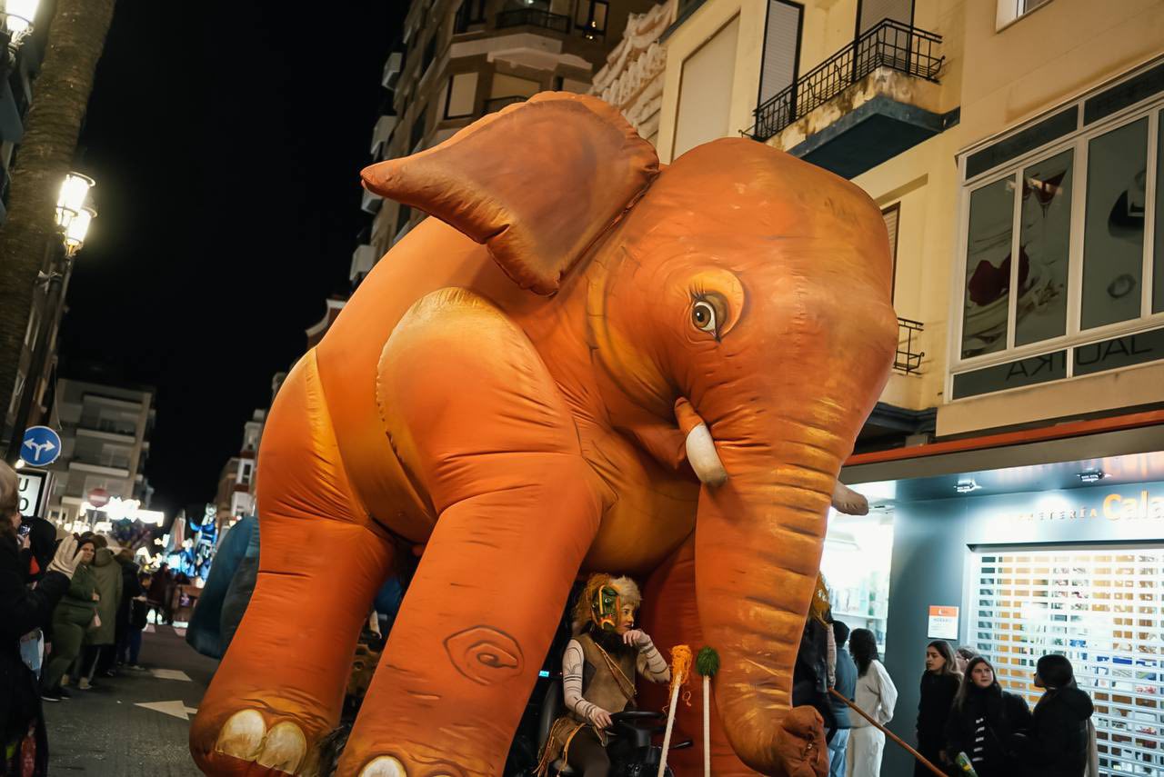 Cullera se rinde a los pies de Melchor, Gaspar y Baltasar 4 611650356 1263898545771144 8524888640027948047 n