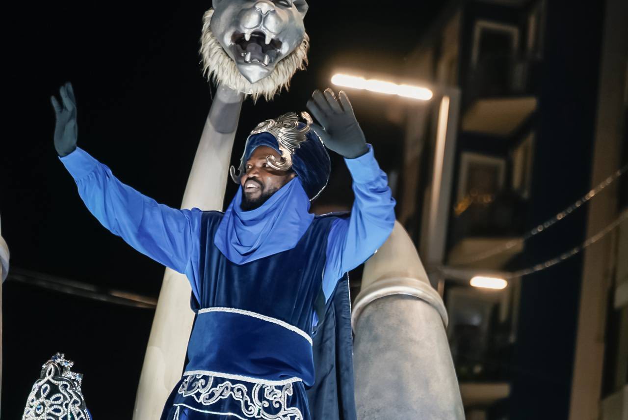 Cullera se rinde a los pies de Melchor, Gaspar y Baltasar 14 611985202 1263899185771080 9181669178372229215 n