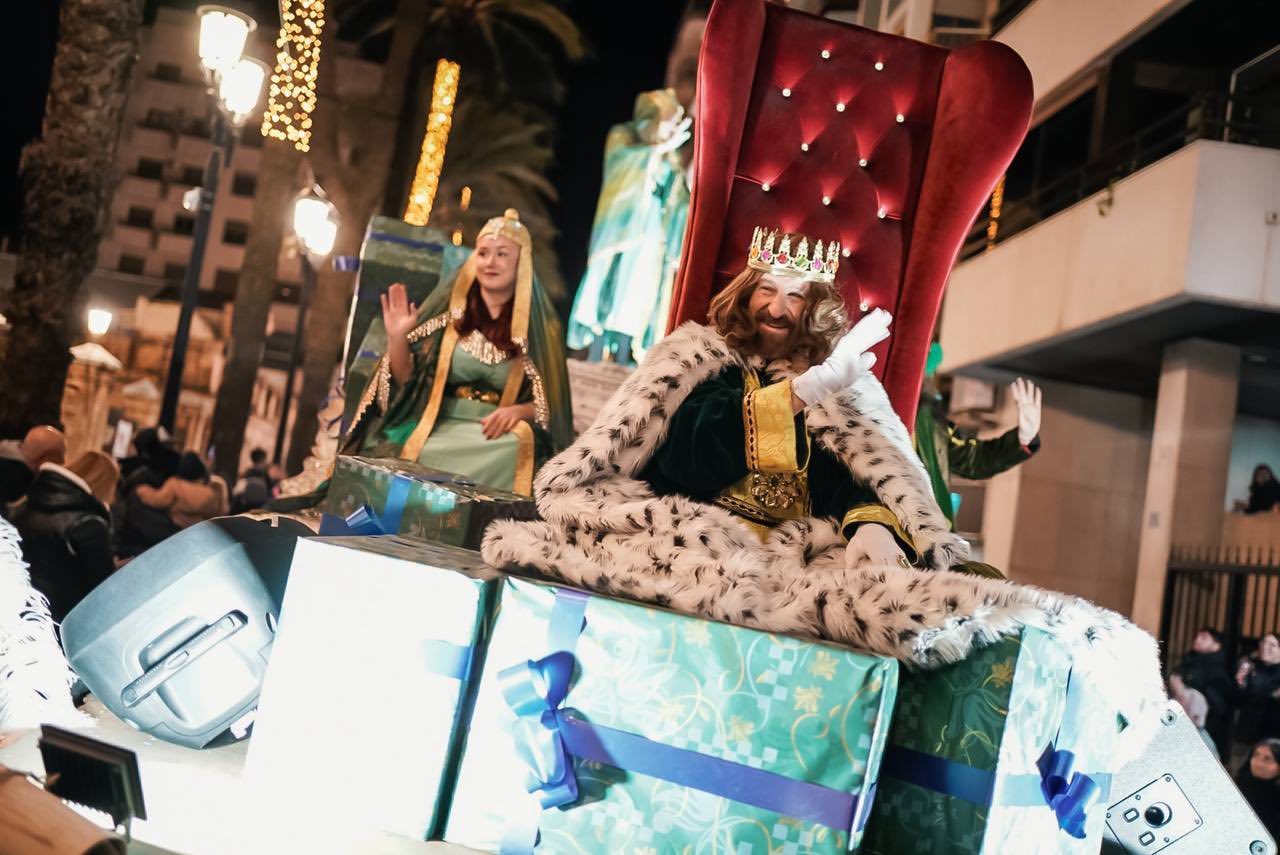 Cullera se rinde a los pies de Melchor, Gaspar y Baltasar 15 612236502 1263898622437803 3709661769900924196 n