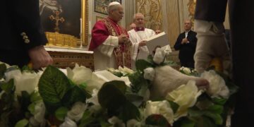 Presentan al Papa los corderos que serán bendecidos y cuya lana se utilizará para confeccionar los palios