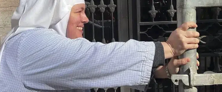 La cocinera de Belorado deja el convento: ya solo quedan siete monjas cismáticas 1 La cocinera de Belorado deja el convento: ya solo quedan siete monjas cismáticas