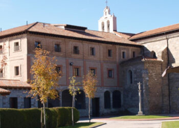 Cisma en Belorado: Dos monjas se retractan y regresan a la Iglesia tras el levantamiento de su excomunión