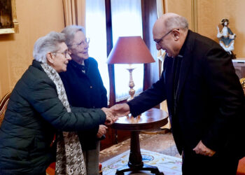 Las Carmelitas de la Caridad de Vedruna, recibidas en Palacio Arzobispal, con motivo del bicentenario de su fundación