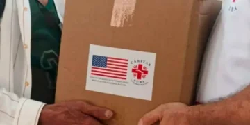 EE. UU. entrega siete contenedores de ayuda humanitaria a Cáritas Cuba para damnificados del huracán Melissa
