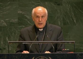 La Santa Sede ante la ONU: «Es hora de invertir en educación y no en armas»
