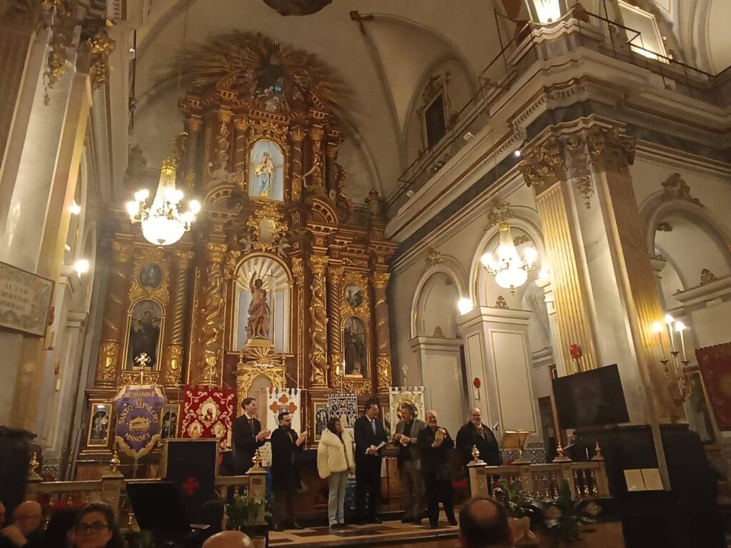 Manises da el pistoletazo de salida a su Semana Santa con un solemne y emotivo Pregón 5 653406583 1523090409826580 6864480839552929311 n