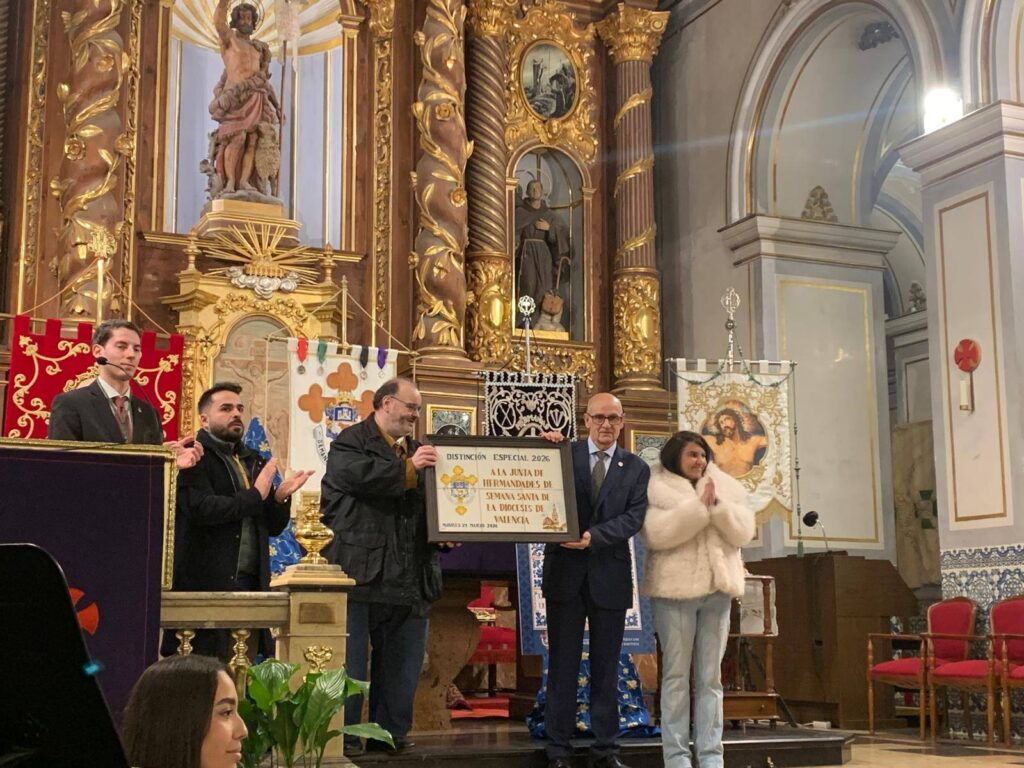 Manises da el pistoletazo de salida a su Semana Santa con un solemne y emotivo Pregón 6 656813330 1523091189826502 2575223107263208502 n