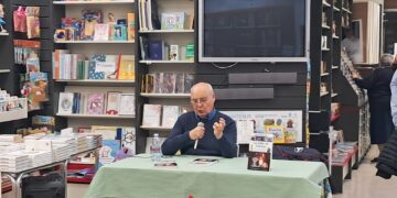 Baltasar Bueno disecciona el "alma" de la fiesta en su nueva obra sobre las Fallas