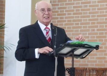 Sueca clama por la paz y la tradición en un emotivo Pregón de Semana Santa