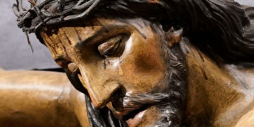 La Basílica de la Virgen inicia las celebraciones de Semana Santa con el Domingo de Ramos