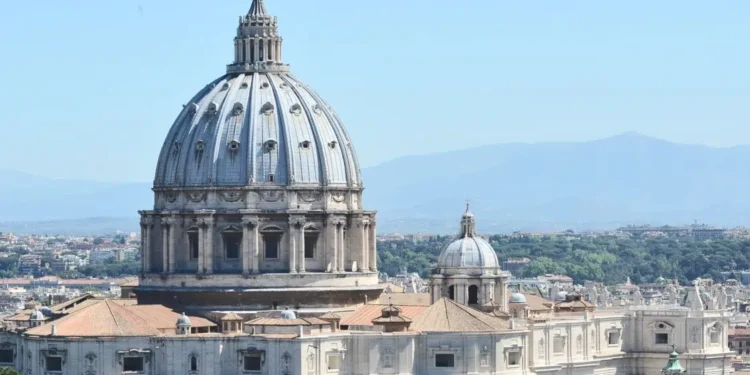 Cuatro siglos de fe y piedra: San Pedro celebra 400 años como epicentro del arte universal