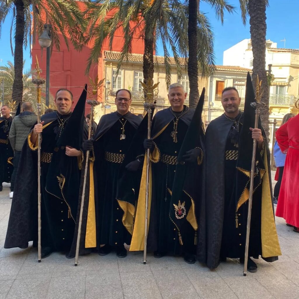 Lo Rat Penat presente en la Semana Santa Marinera de Valencia 2 662249465 18410484871177575 335600705918978961 n