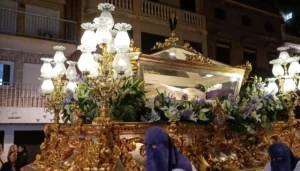 El Marítim se funde en negro: El Santo Entierro consagra la identidad de la Semana Santa Marinera 2 69cce77346225.jpeg