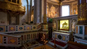 Basilica de San Pietro in Vincoli interior scaled plidbp1z6w42xfkz9ummxr5yfo5f51e1vyw9yapv0g