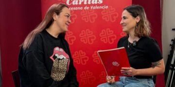 Cáritas Valencia lanza «Fins ací», un podcast para dar voz a historias de solidaridad y acompañamiento