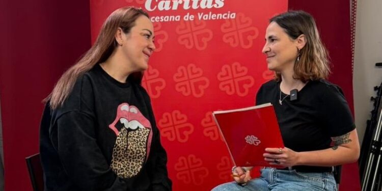 Cáritas Valencia lanza «Fins ací», un podcast para dar voz a historias de solidaridad y acompañamiento 1 Cáritas Valencia lanza «Fins ací», un podcast para dar voz a historias de solidaridad y acompañamiento