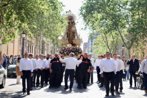 La Virgen de los Desamparados «Cigarrera» vuelve a conquistar las calles de Valencia 9 IMG 9427