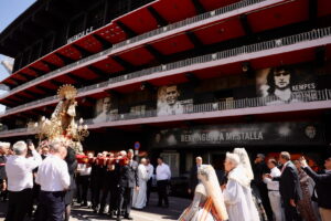 La Virgen de los Desamparados «Cigarrera» vuelve a conquistar las calles de Valencia 4 IMG 9439