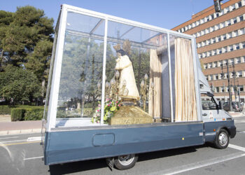 La Basílica y la Hermandad de Seguidores de la Virgen de los Desamparados agradecen a los benefactores la renovación del ‘Maremòbil»