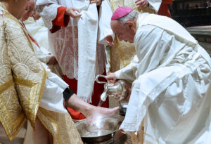 El Arzobispo de Valencia preside en la Catedral los oficios del Jueves Santo con la misa “En la Cena del Señor” 2 Oficios Jueves 3