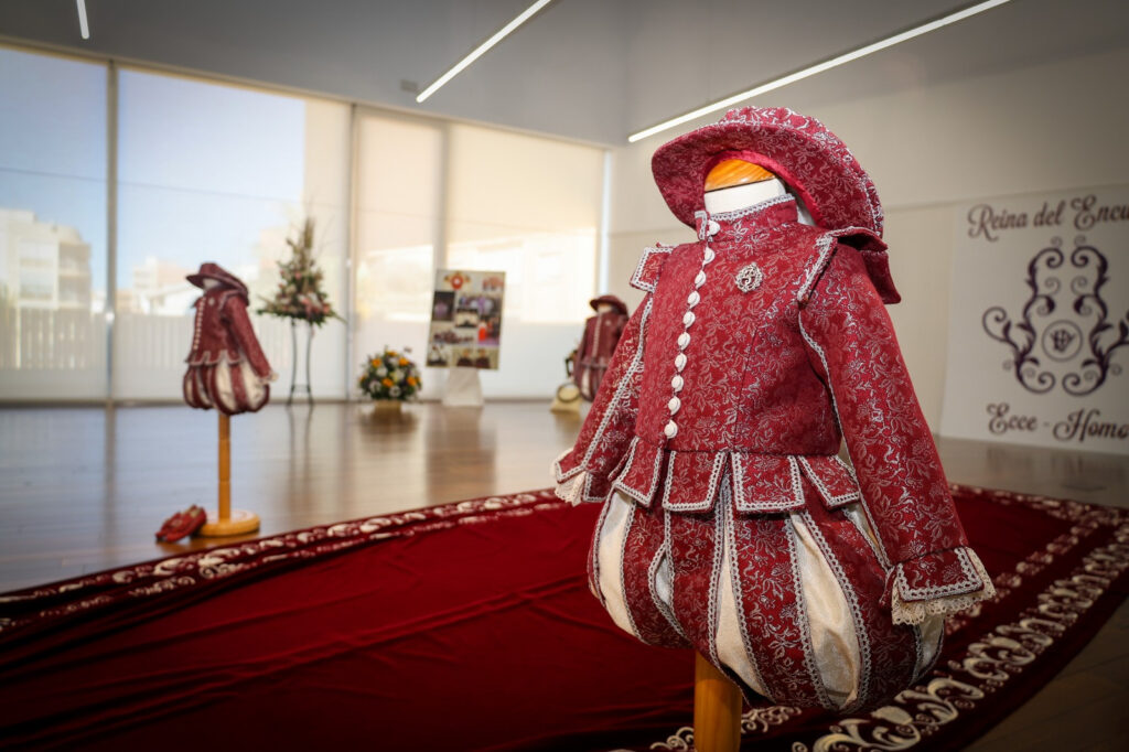 Mª Inmaculada Puchades desvela la "obra de arte" que lucirá como Reina del Encuentro en Torrent(Valencia) 5 WhatsApp Image 2026 04 01 at 17.08.391