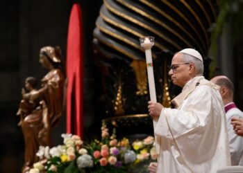 El Papa: ¡¡Jesús ha resucitado!! Buona Pasqua a tutti