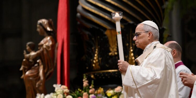 El Papa: ¡¡Jesús ha resucitado!! Buona Pasqua a tutti