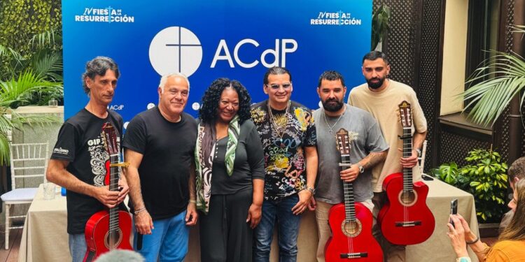 Madrid se convierte en el epicentro de la fe: miles de personas celebran hoy la Fiesta de la Resurrección en Cibeles