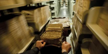 Los guardianes del búnker: Viaje al corazón del Archivo Secreto Vaticano