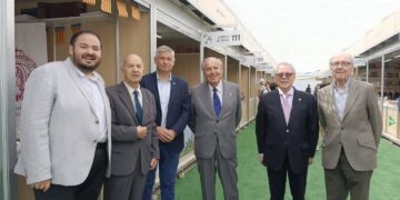 Lo Rat Penat de Valencia presente en la inauguración de la 61ª Feria del Libro de la Ciudad del Túria