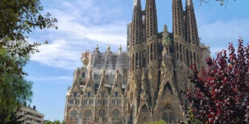 El Papa inaugurará la Torre de Jesucristo de la Sagrada Familia ante 8.000 personas