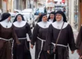 Jaque mate legal a las exmonjas de Belorado: la Justicia prohíbe convertir los conventos en asociaciones civiles