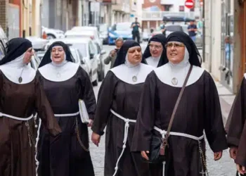 Jaque mate legal a las exmonjas de Belorado: la Justicia prohíbe convertir los conventos en asociaciones civiles 1 Jaque mate legal a las exmonjas de Belorado: la Justicia prohíbe convertir los conventos en asociaciones civiles