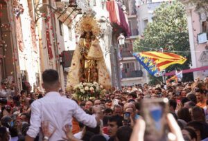 Este Jueves, Ronda de las Tunas a la Virgen de los Desamparados de Valencia 2 Fiesta Virgen Desamparados Valencia 2026