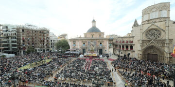 Mons. Benavent: “La prioridad de quien desea que su caridad no sea fingida, es quien necesita hospitalidad”