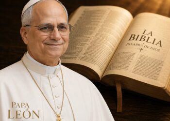 La Iglesia moviliza a las cofradías: 3.000 Biblias para las prisiones ante la llegada de León XIV a España
