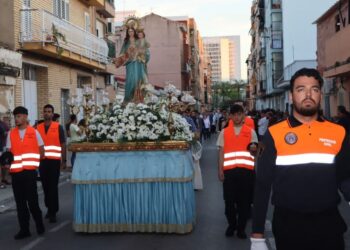 Torrent celebra la festividad de María Auxiliadora junto a la comunidad salesiana
