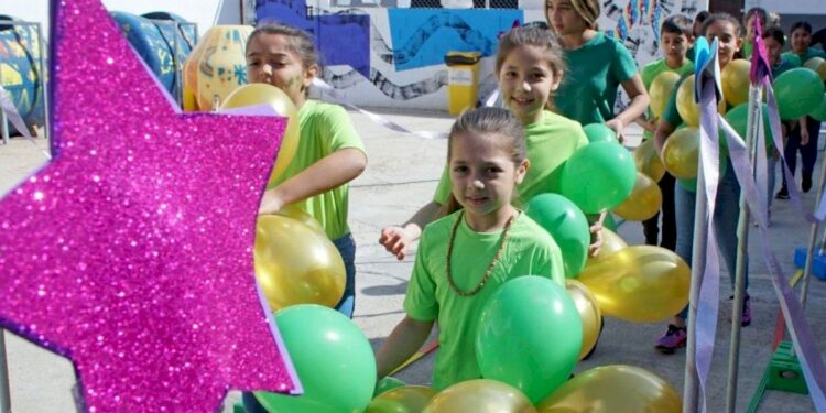 IV Fiesta del sueño en el Colegio Santiago Apóstol del Cabanyal y VII Día de las Familias 1 IV Fiesta del sueño en el Colegio Santiago Apóstol del Cabanyal en Valencia