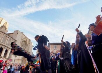 Este Jueves, Ronda de las Tunas a la Virgen de los Desamparados
