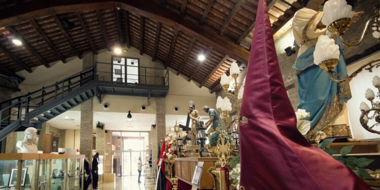 Más de 600.000 euros para blindar el patrimonio de la Semana Santa Marinera de Valencia