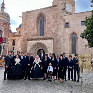 La entidad valencianista "Lo Rat Penat" participó en el Corpus de la Capital 2 718032674 18420093841177575 402250709951242023 n 1