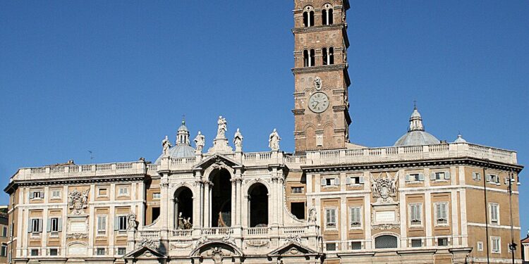 Basílica de Santa Maria la Mayor de Roma, el Santuario mariano más importante y antiguo de Occidente 1 Basílica de Santa Maria la Mayor de Roma, el Santuario mariano más importante y antiguo de Occidente
