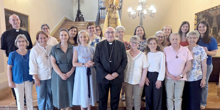 Las vírgenes consagradas de la diócesis de Valencia celebran un encuentro 1 Las vírgenes consagradas de la diócesis de Valencia celebran un encuentro