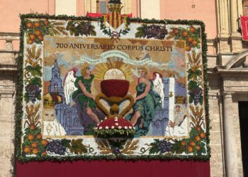 Valencia se engalana para su "Festa Grossa", el Corpus Christi