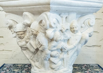 Presentan una réplica del capitel de la Catedral de Jaca