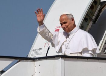 El Papa León XIV llega a Tenerife en la última etapa de su visita a Canarias