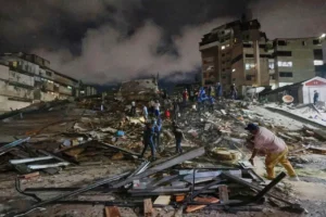 doble terremoto sacude venezuela y deja decenas de muertos y cientos de heridos dfc3b5a4 260625081311 1280x853