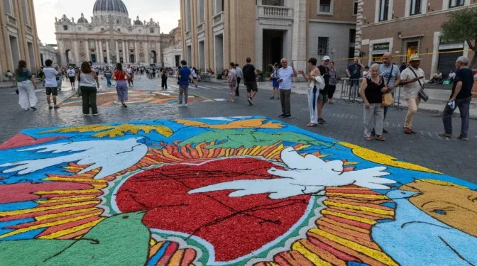 El Vaticano estalla en color: una fiesta de pétalos y devoción para San Pedro y San Pablo